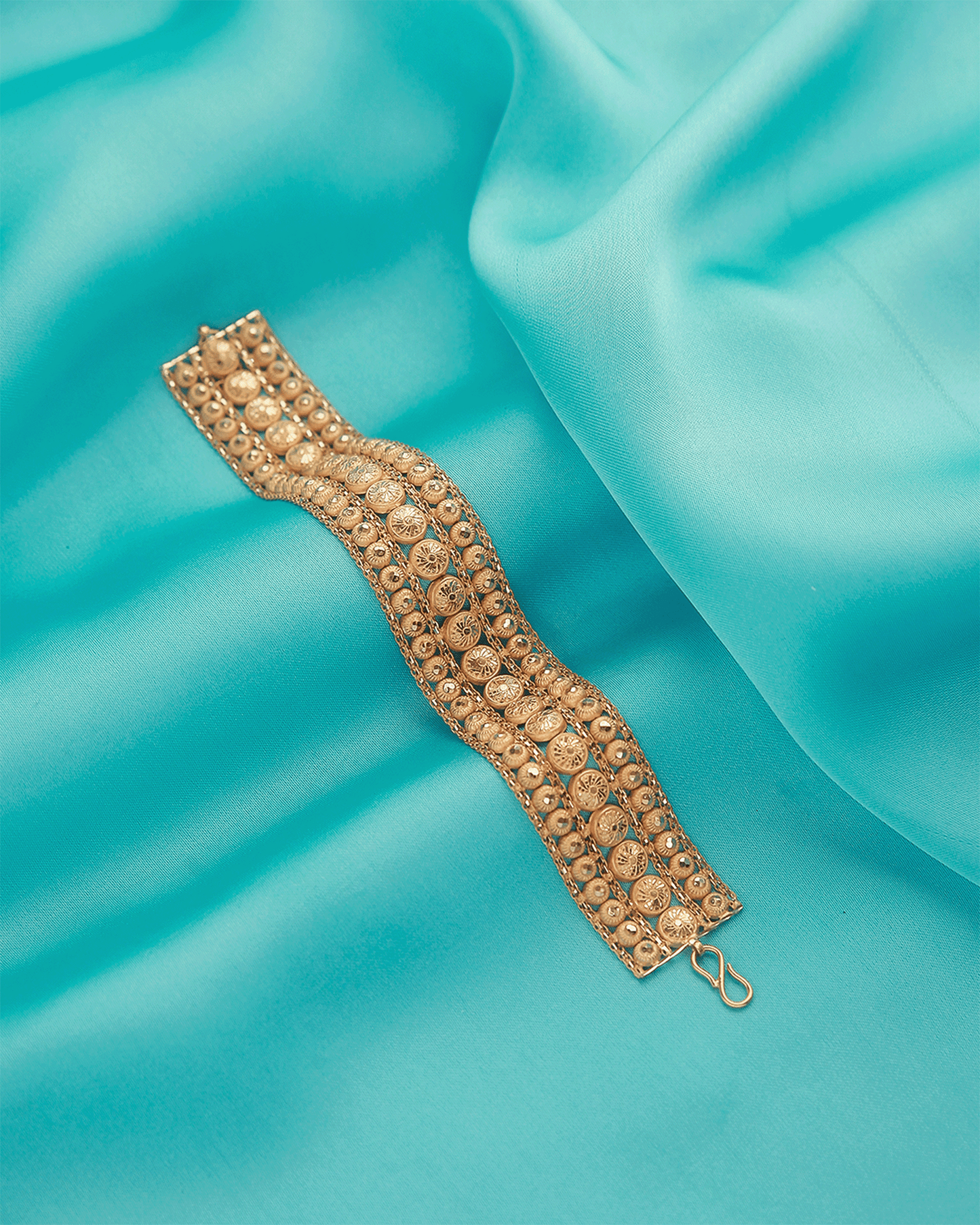 Clique Bracelet