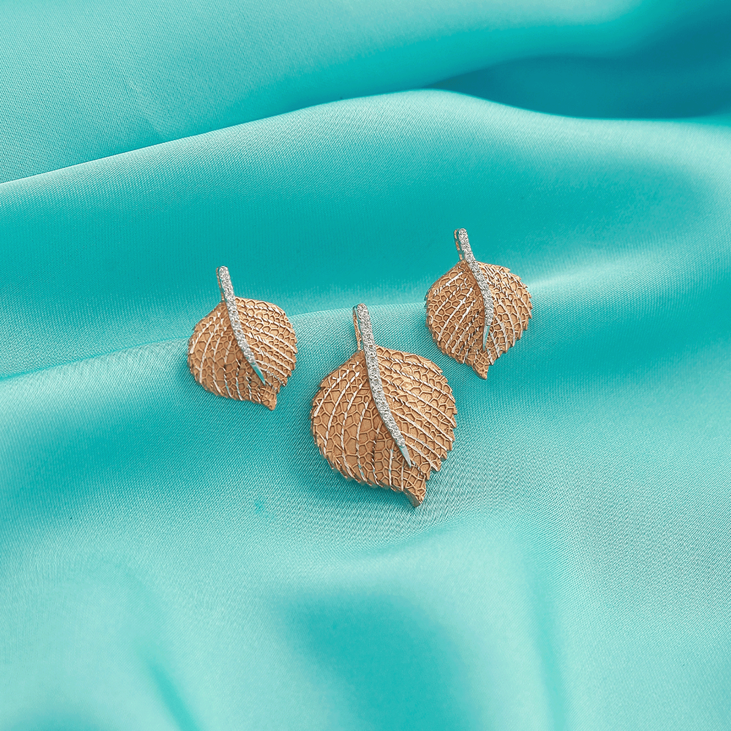 Monstera Pendant Set