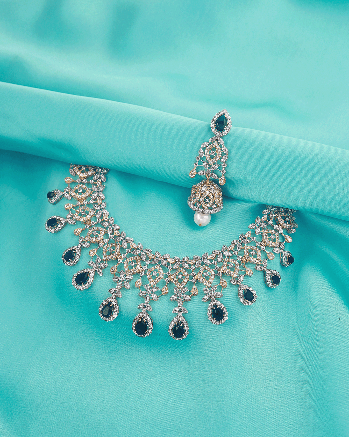 Cyclamen Necklace Set