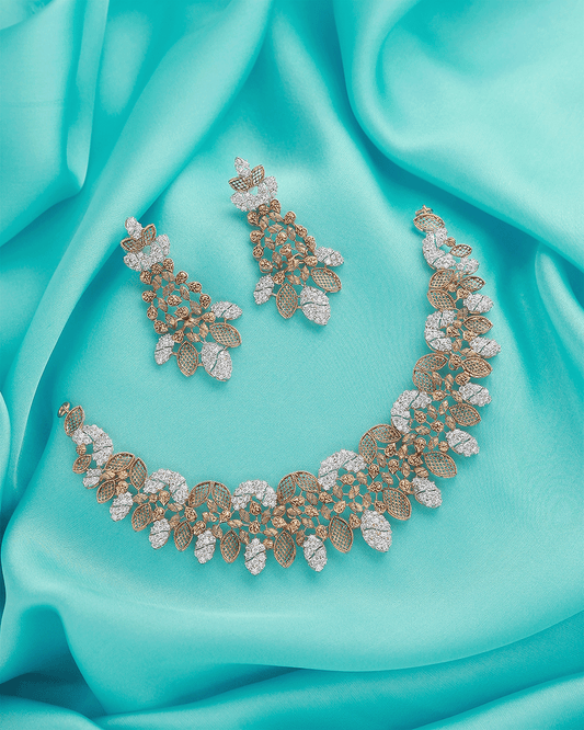 Laurel Necklace Set