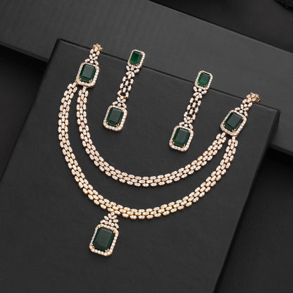 Lyra Necklace Set