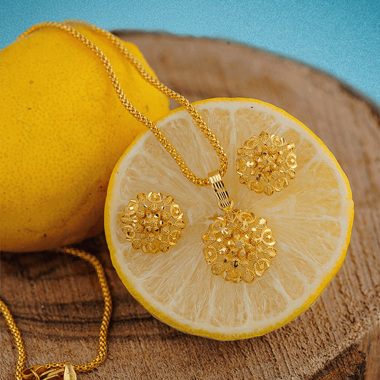 Narcissus Pendant Set