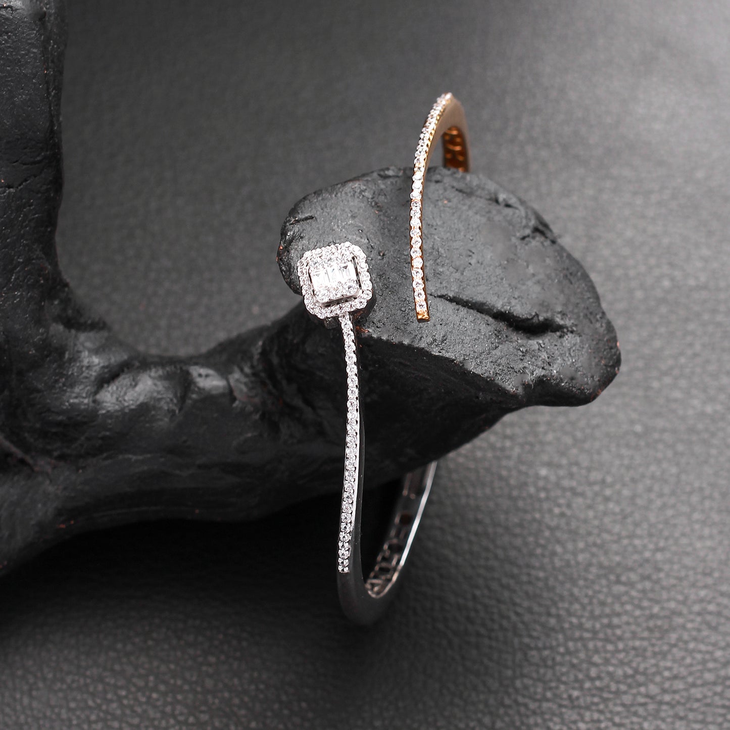 Svelte Bracelet