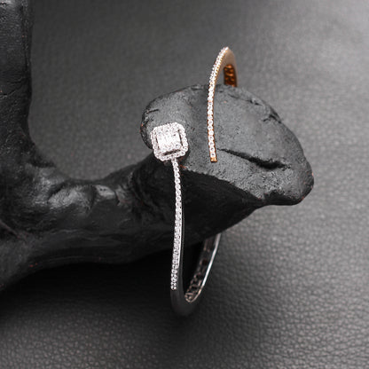 Svelte Bracelet