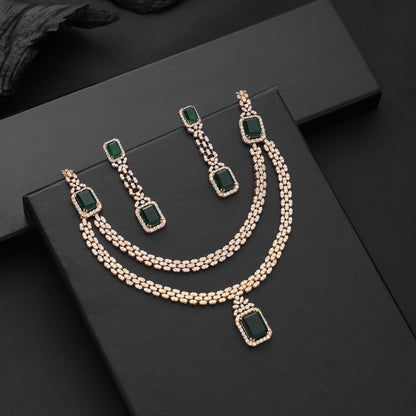 Lyra Necklace Set