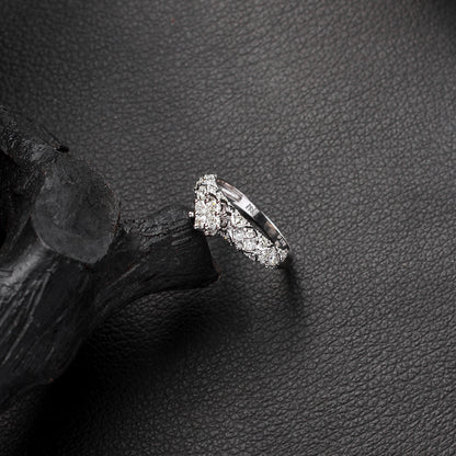 Glisten Ring