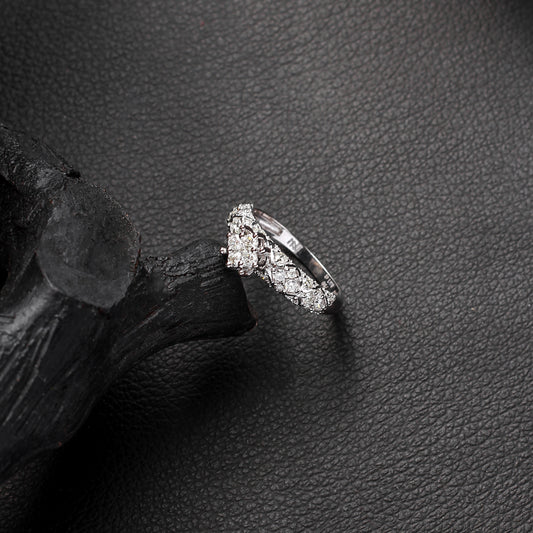 Glisten Ring