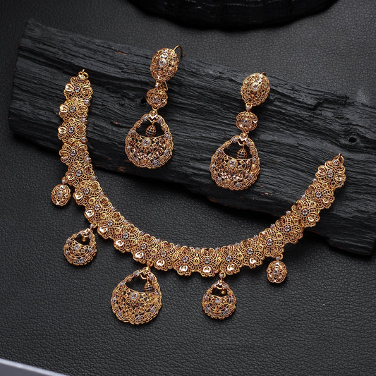 Eburnean Necklace Set