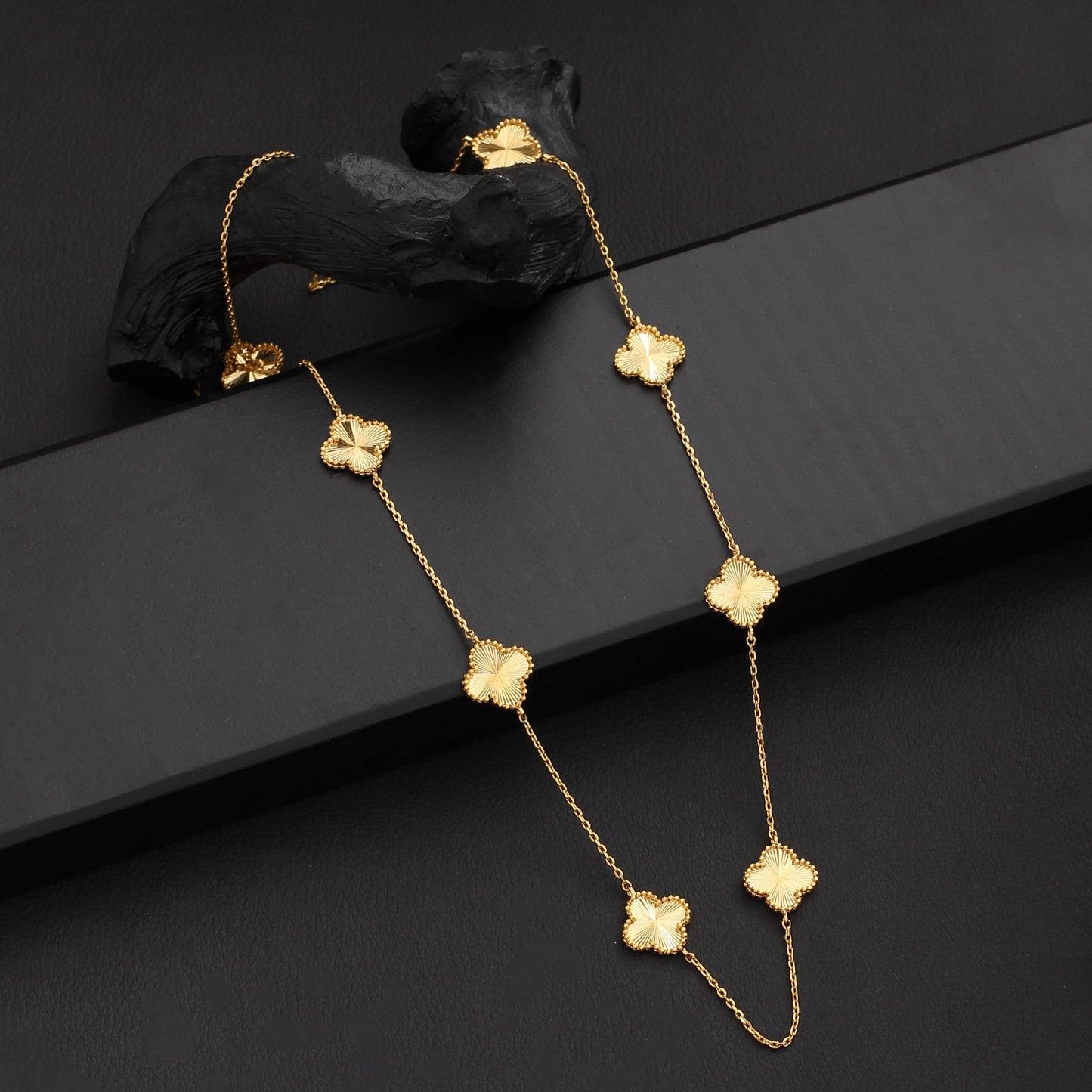 Trifoli Chain