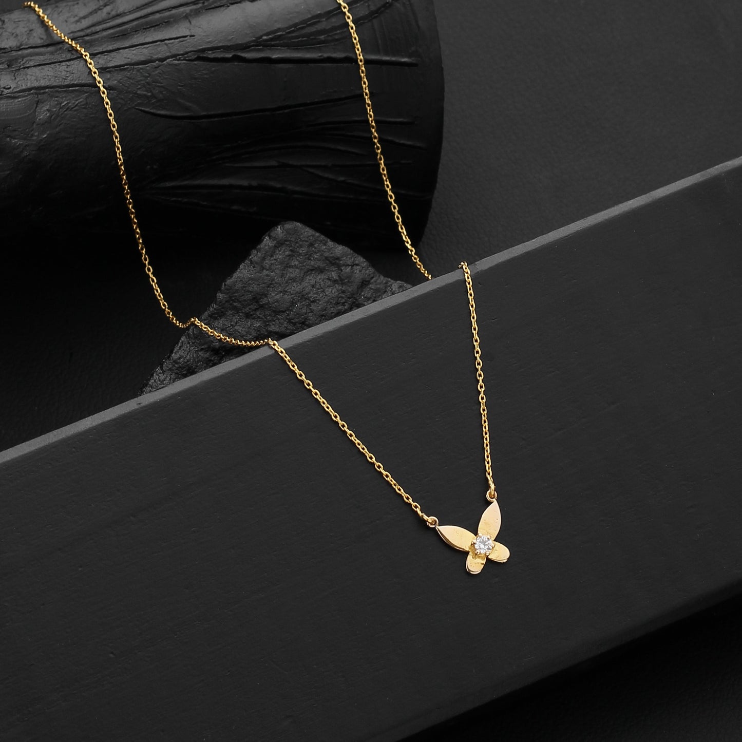 Lepidoptera Chain
