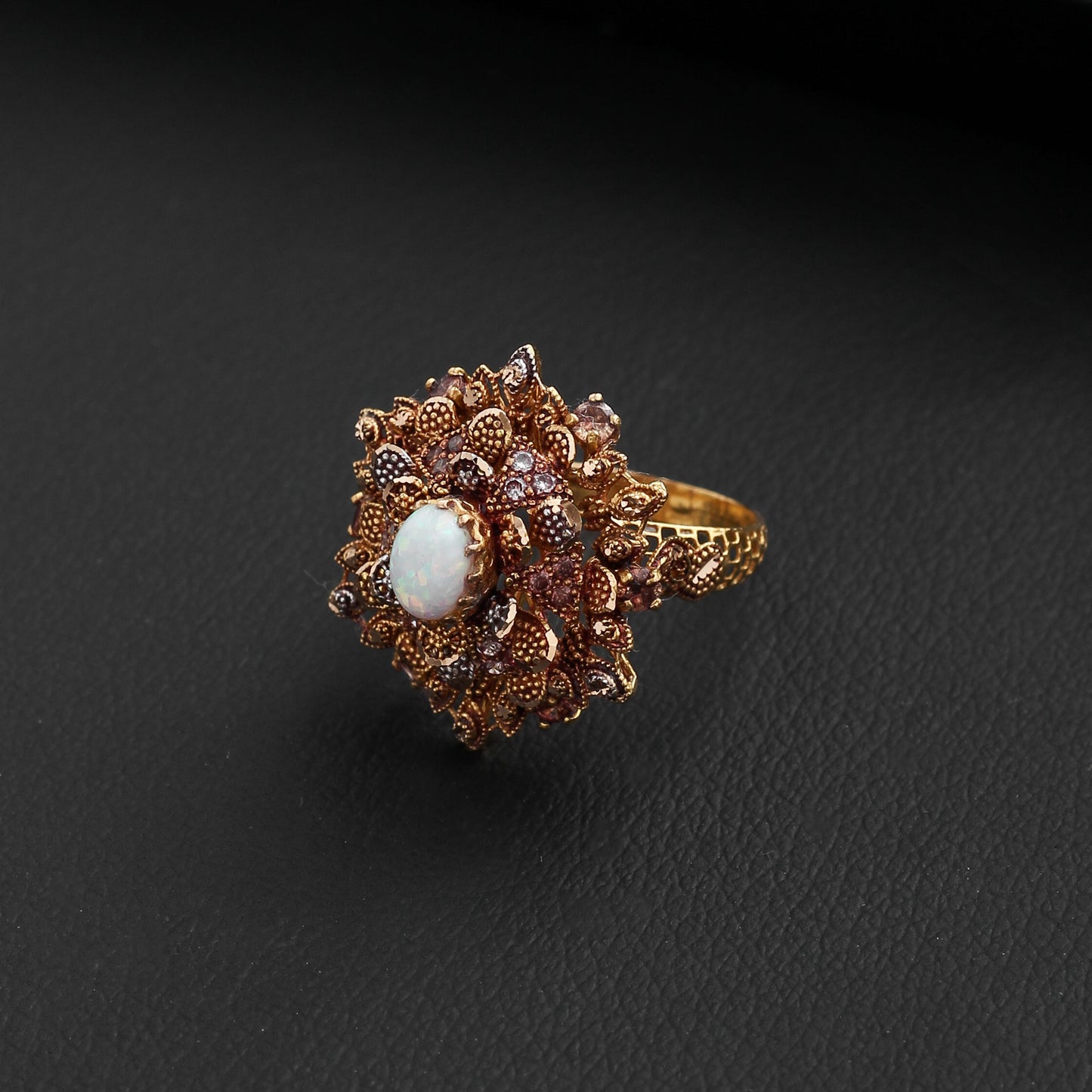 Opalux Ring