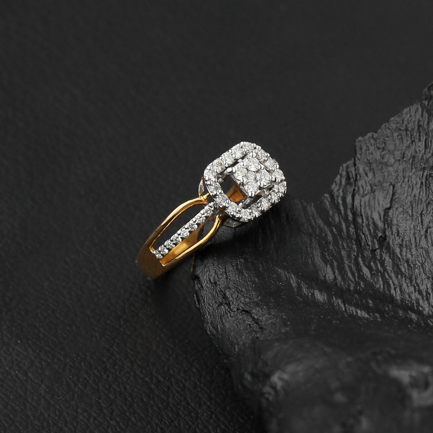 Eira Ring